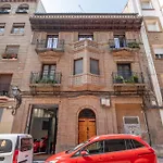 Апартаменты Luxurious In The Center Of *