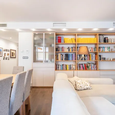 Luxurious In The Center Of Apartament