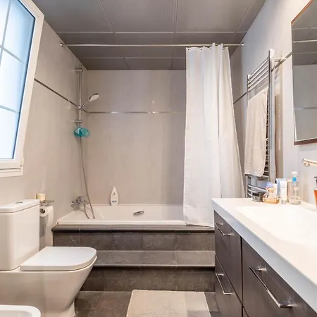 Apartment Luxurious In The Center Of *
